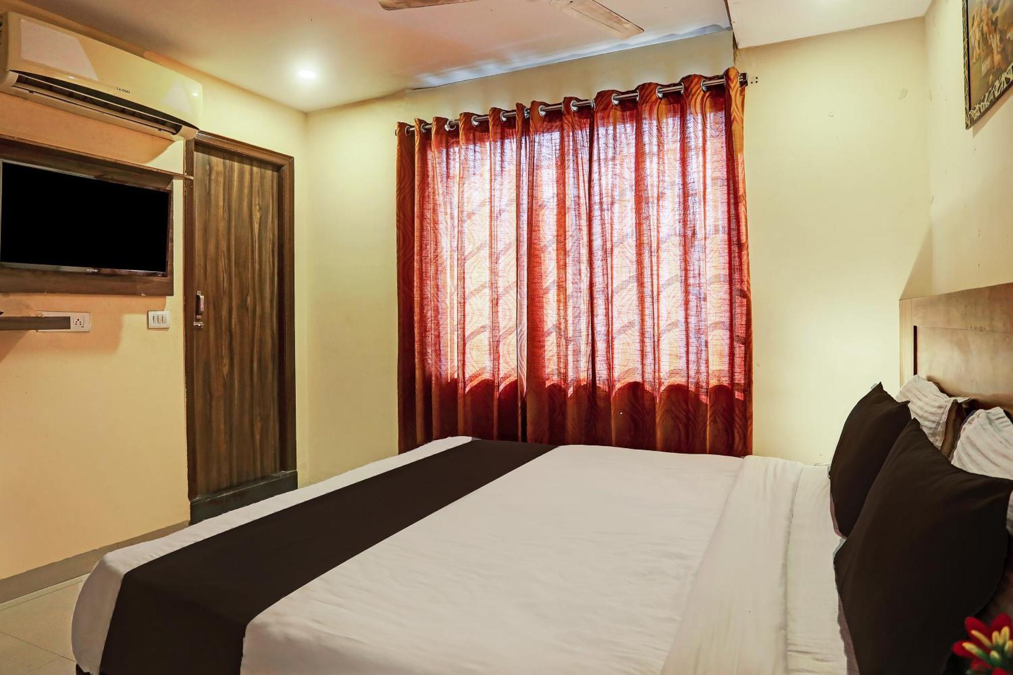 Super Hotel O Vaishnavi Inn Hyderabad Esterno foto