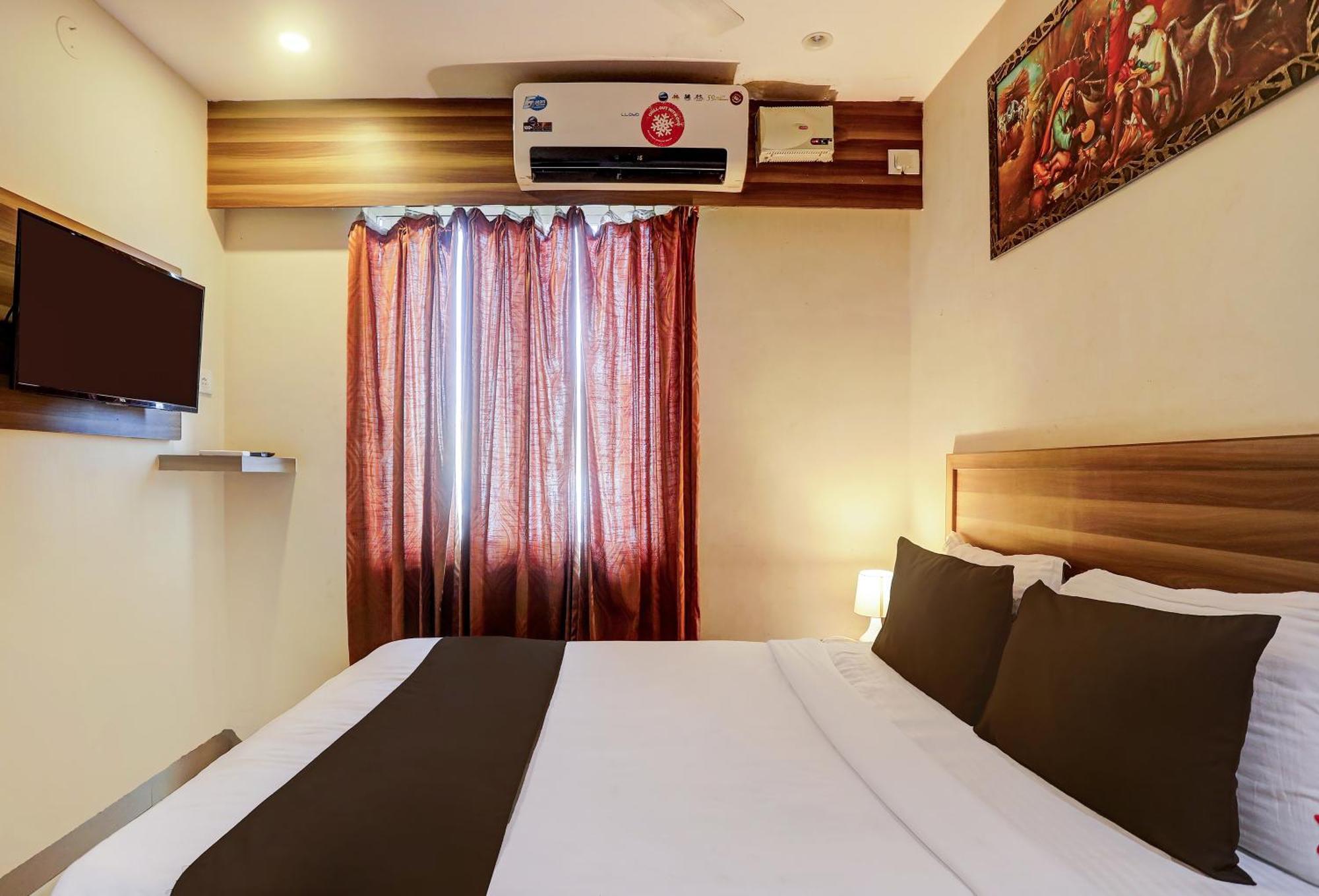 Super Hotel O Vaishnavi Inn Hyderabad Esterno foto